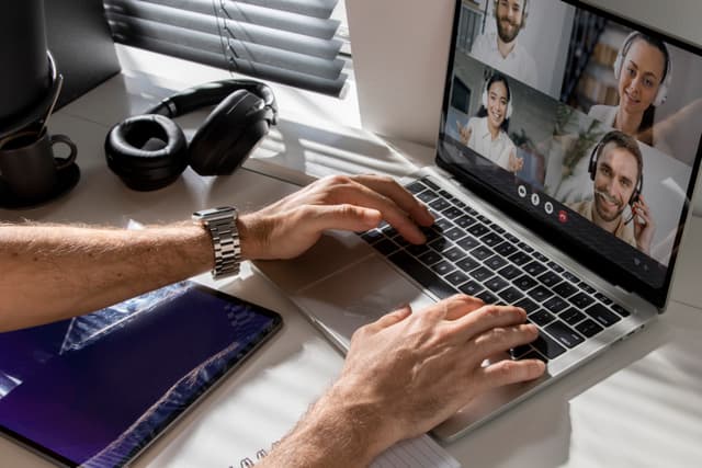 hybrid-remote-working